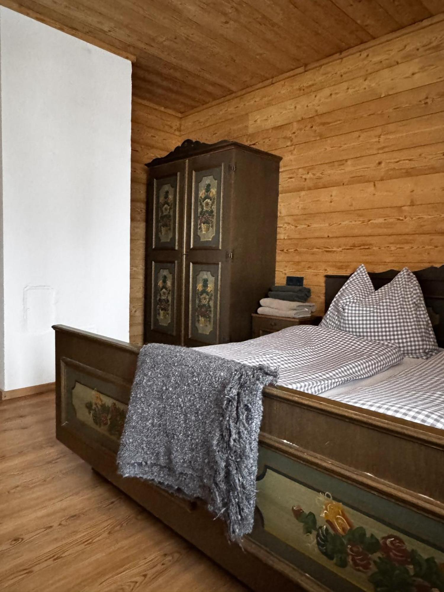 Peer Alm Hotel Navis Ngoại thất bức ảnh